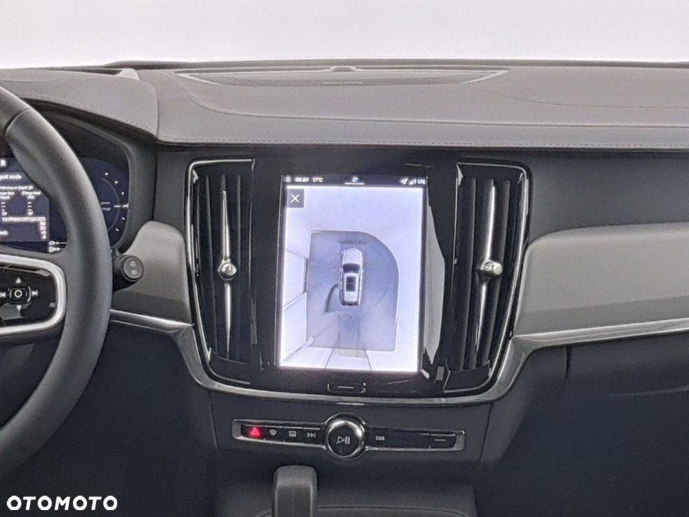 Volvo V90 - 15