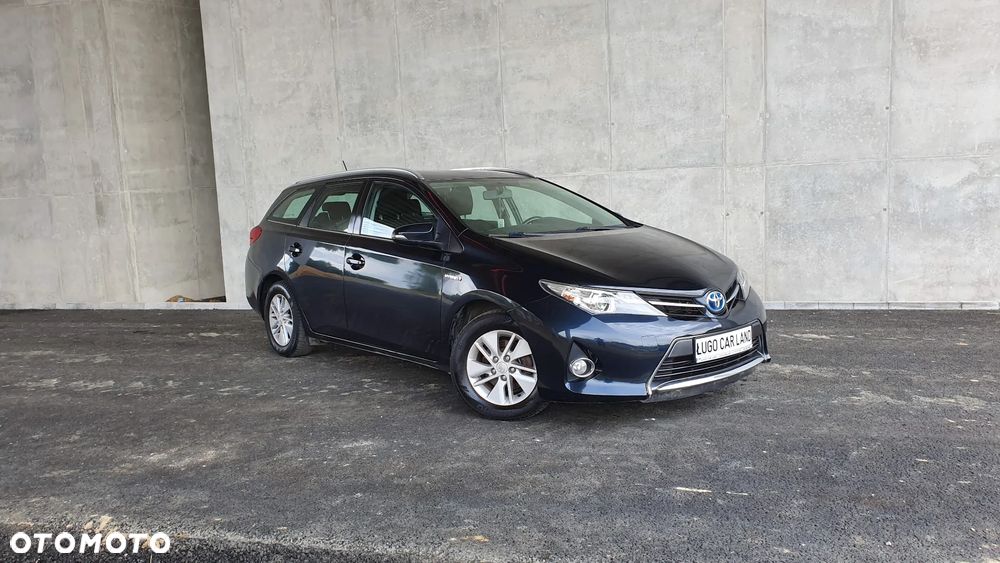 Toyota Auris - 1