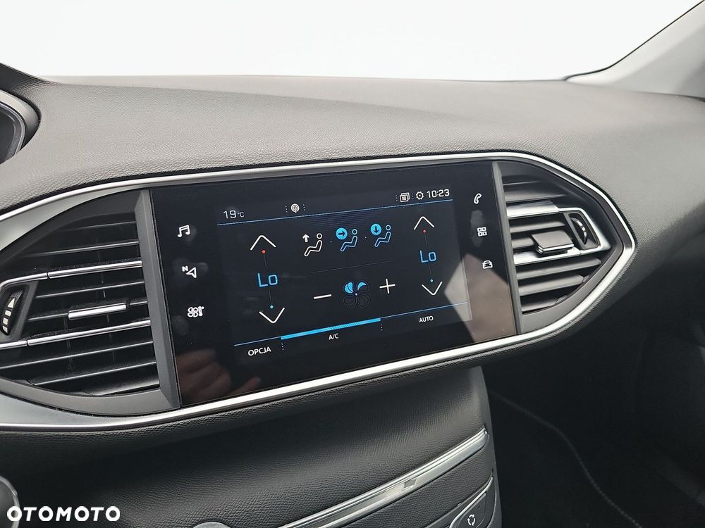 Peugeot 308 - 21