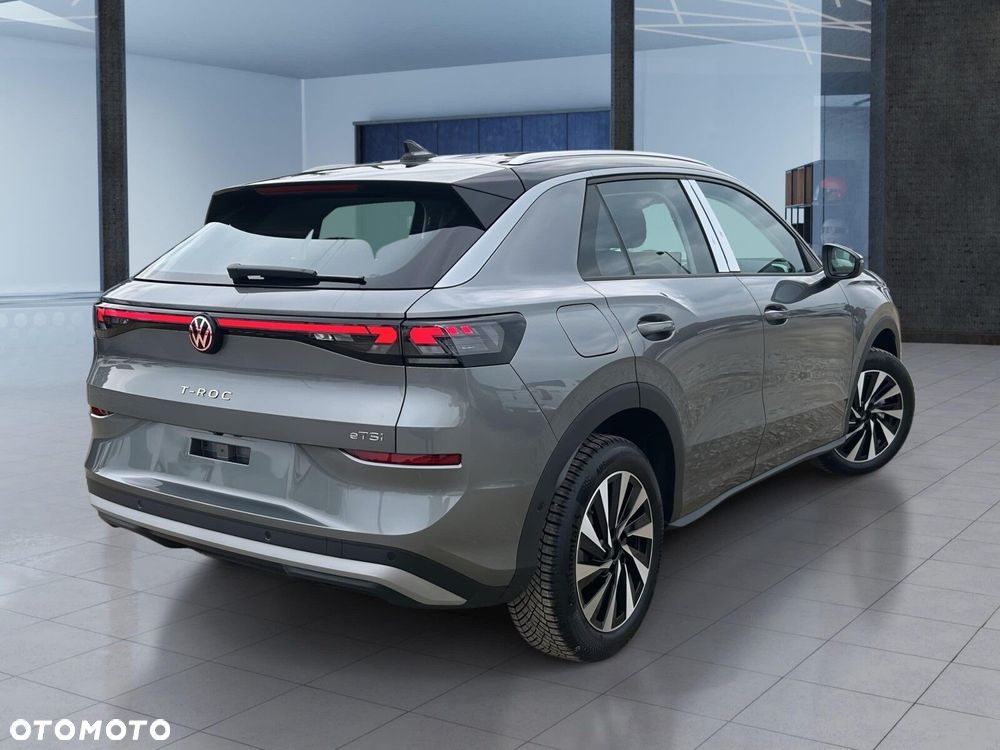 Volkswagen T-Roc 1.5 eTSI Style DSG - 11