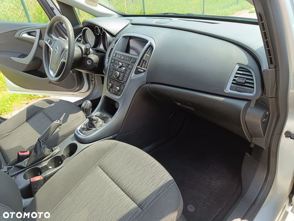Opel Astra 1.4 T Sport - 9