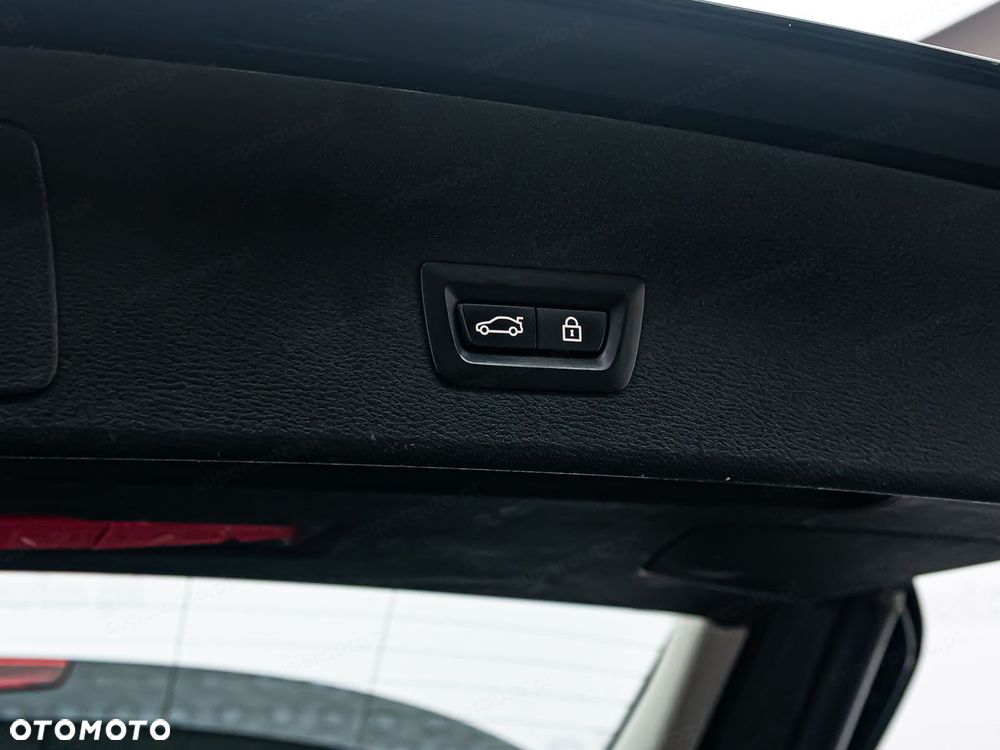 BMW X1 sDrive18d - 31