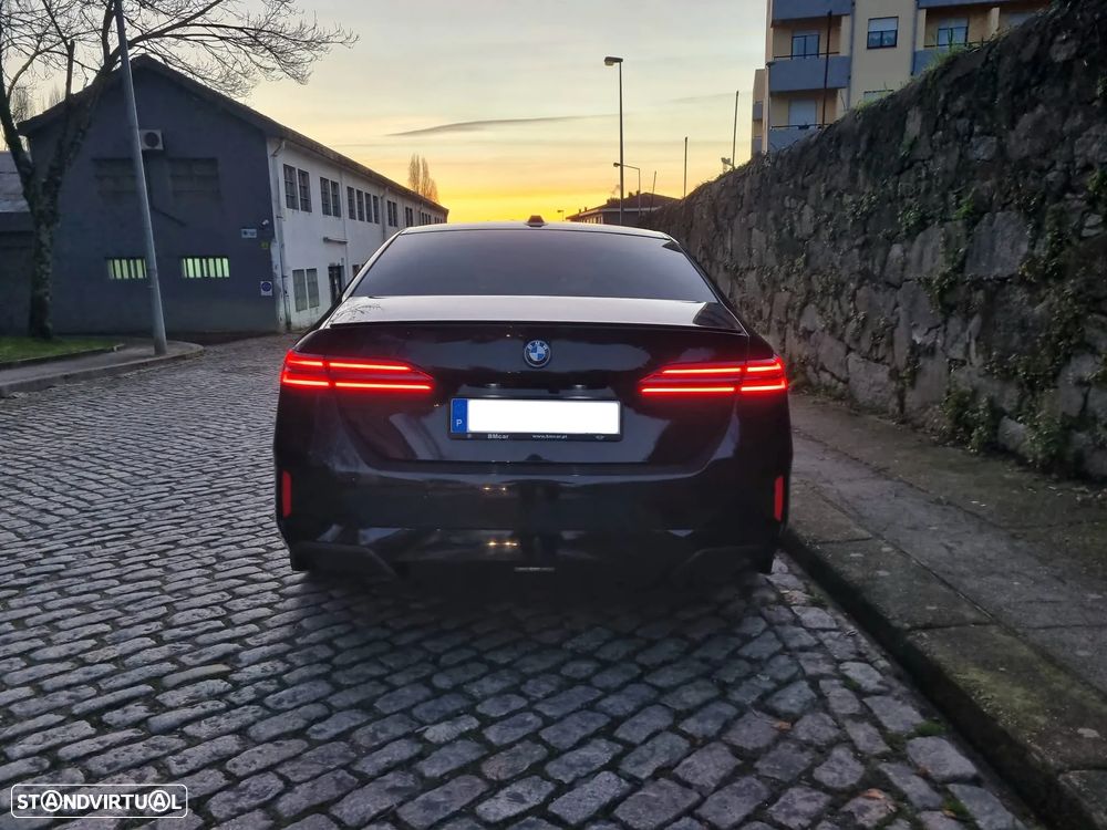 BMW 530 e Pack Desportivo M Pro - 7