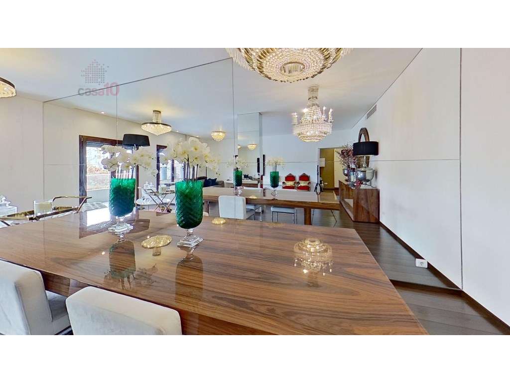 Apartamento de luxo T5 para venda nos Jardins do Cristo Rei, Lisboa - Grande imagem: 5/32