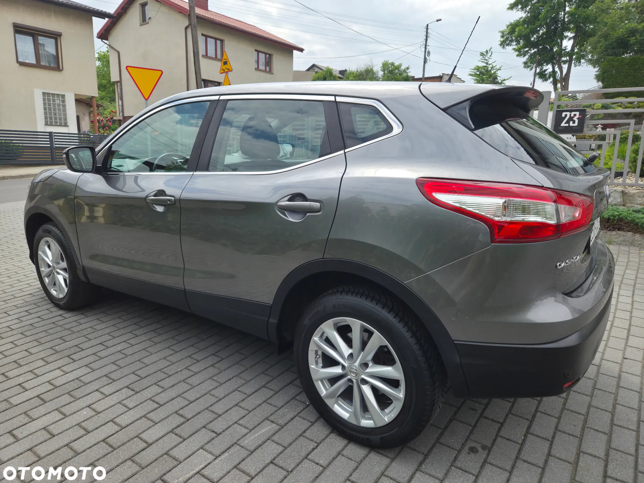 Nissan Qashqai 1.2 DIG-T N-Connecta - 11