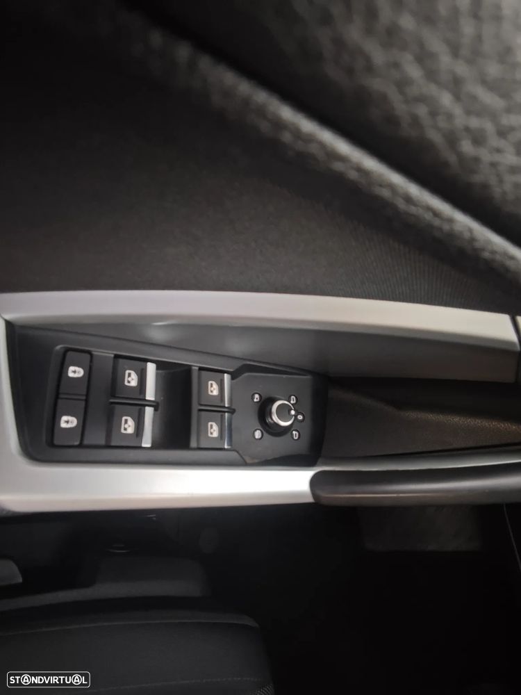 Audi Q3 35 TFSI S tronic advanced - 2