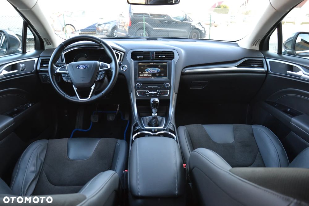 Ford Mondeo 2.0 TDCi STart-Stopp Titanium - 18