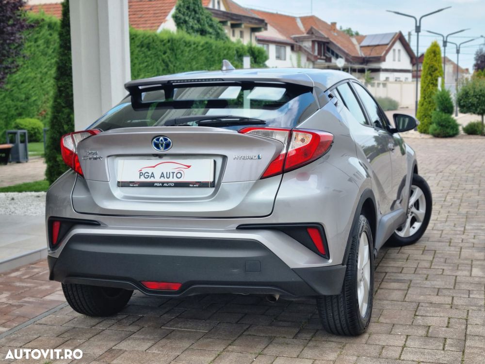 Toyota C-HR 1.8 HSD 122 CP 4x2 CVT C-ult Style - 10
