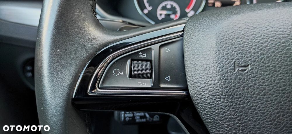 Skoda Superb 2.0 TDI DSG Ambition - 22