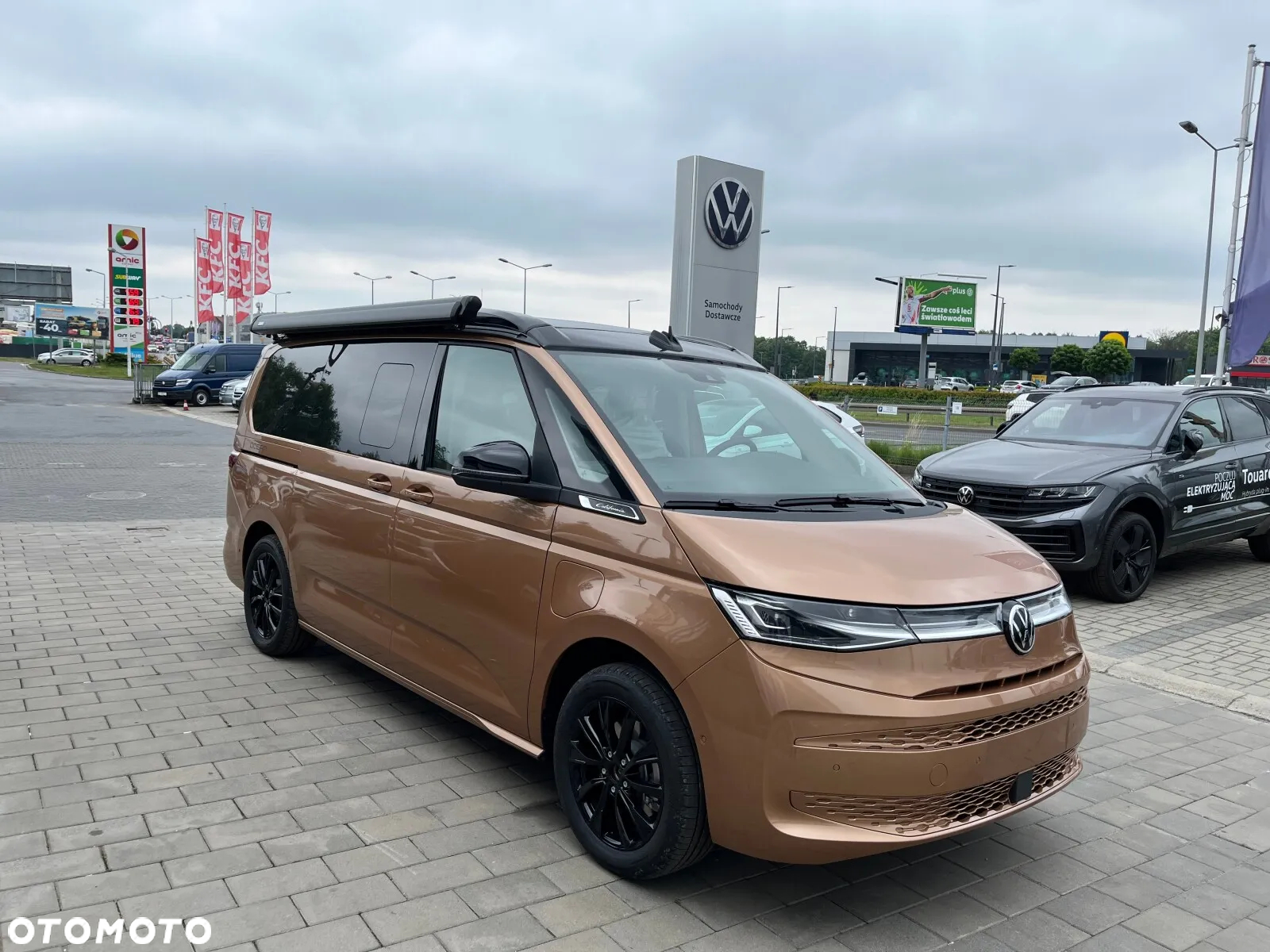 Volkswagen Multivan - 2
