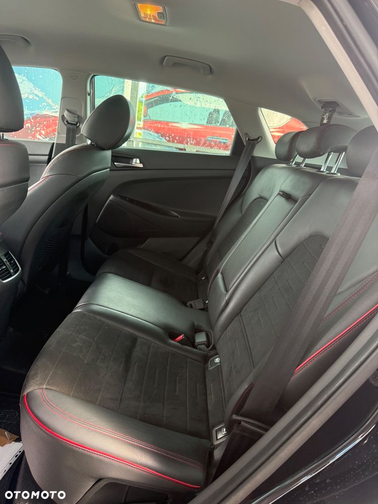 Hyundai Tucson 1.6 Turbo 4WD Intro Edition - 11