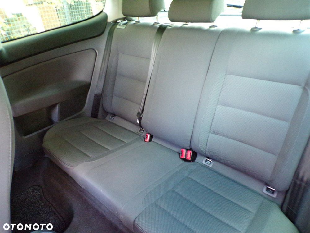 Volkswagen Golf - 23