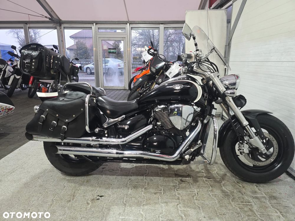 Suzuki Intruder - 27