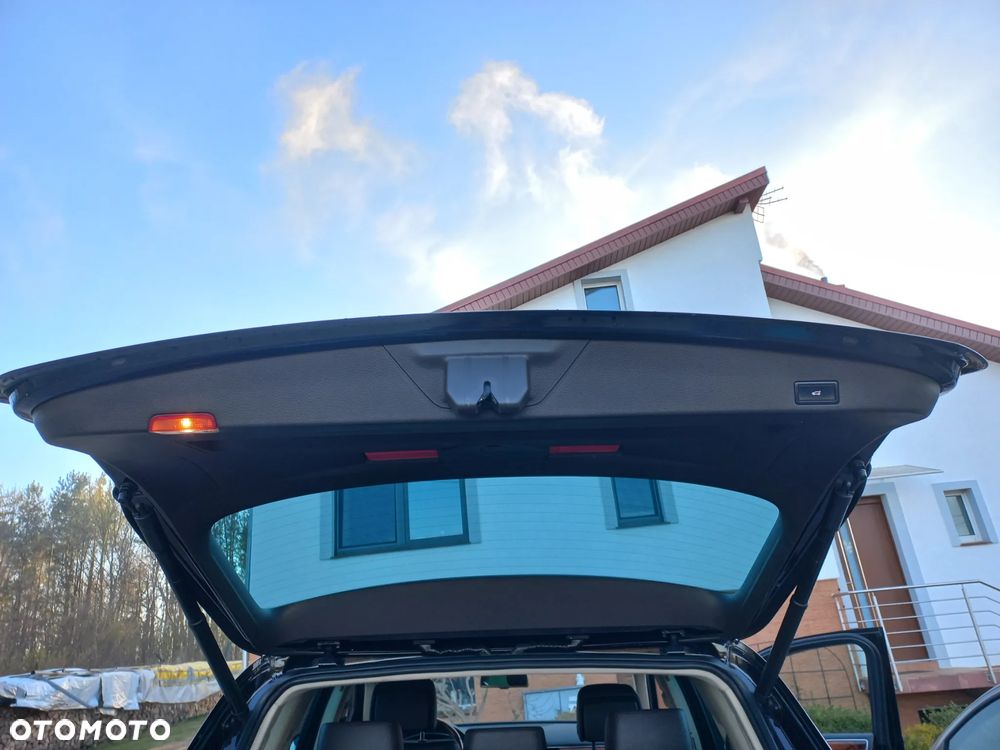 Volkswagen Touareg - 9