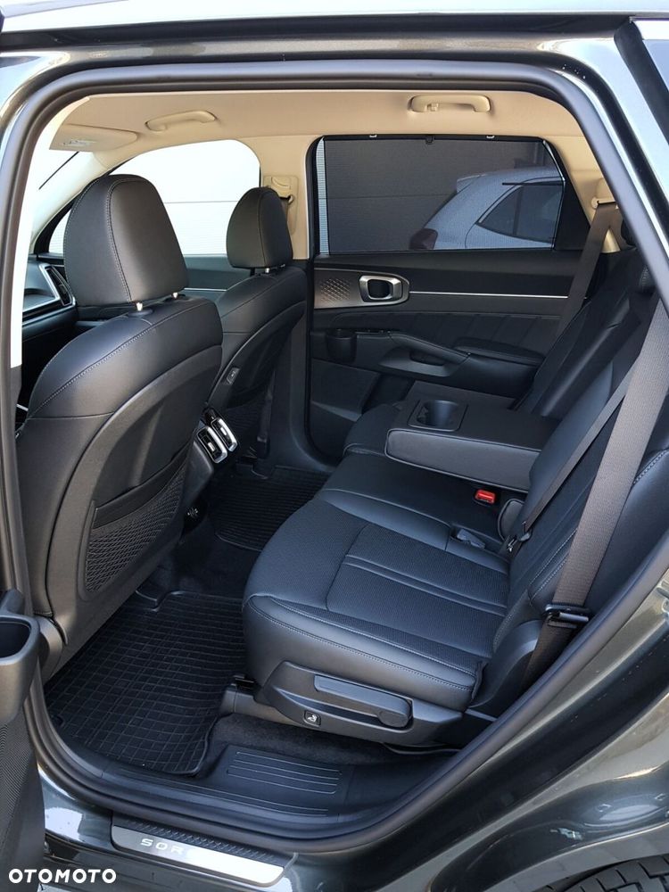 Kia Sorento 1.6 T-GDI HEV XL AWD 7os - 31
