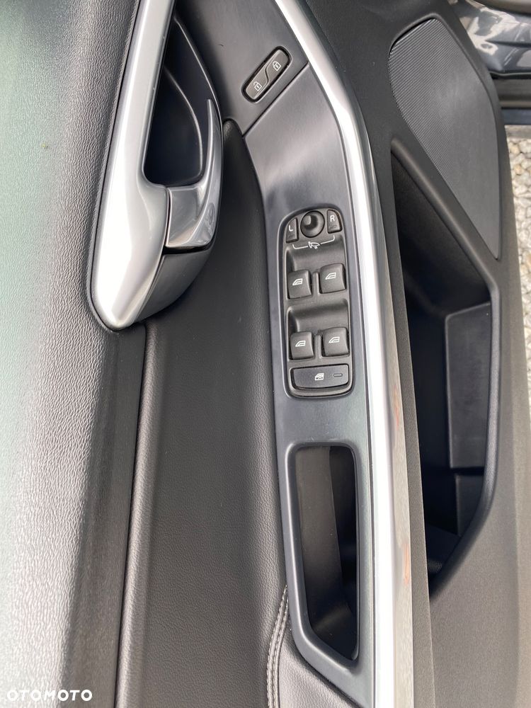 Volvo XC 60 - 23