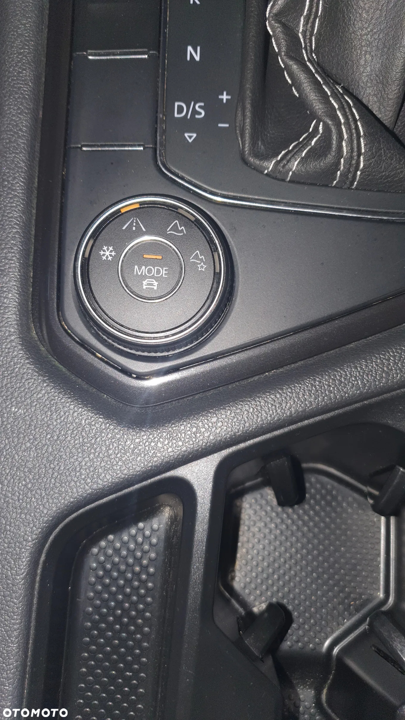 Volkswagen Tiguan - 14