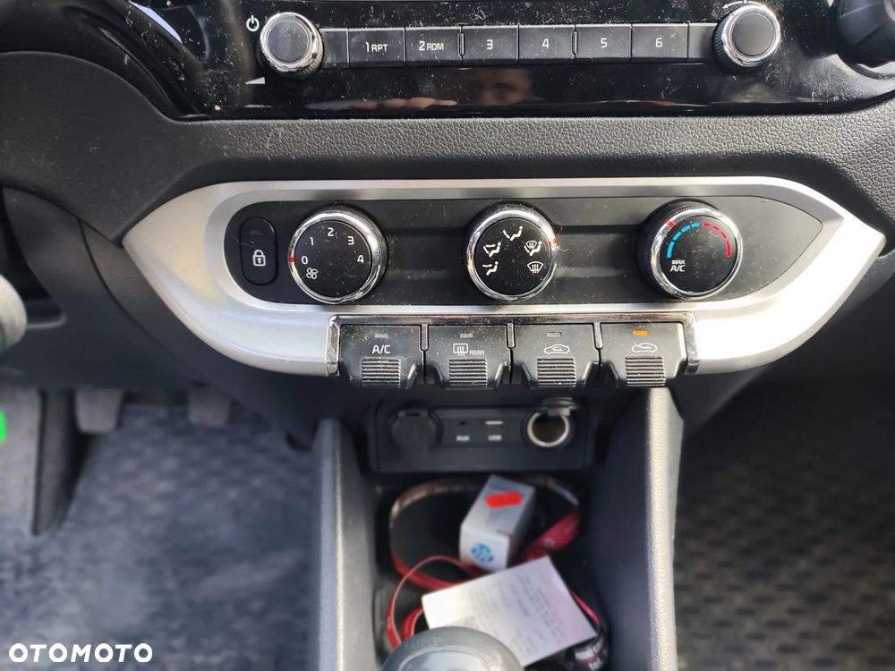 Kia Rio 1.1 crdi L - 9