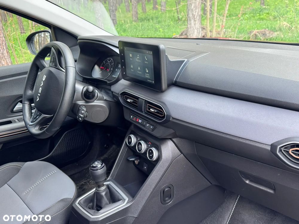 Dacia Jogger TCe 110 Expression - 13