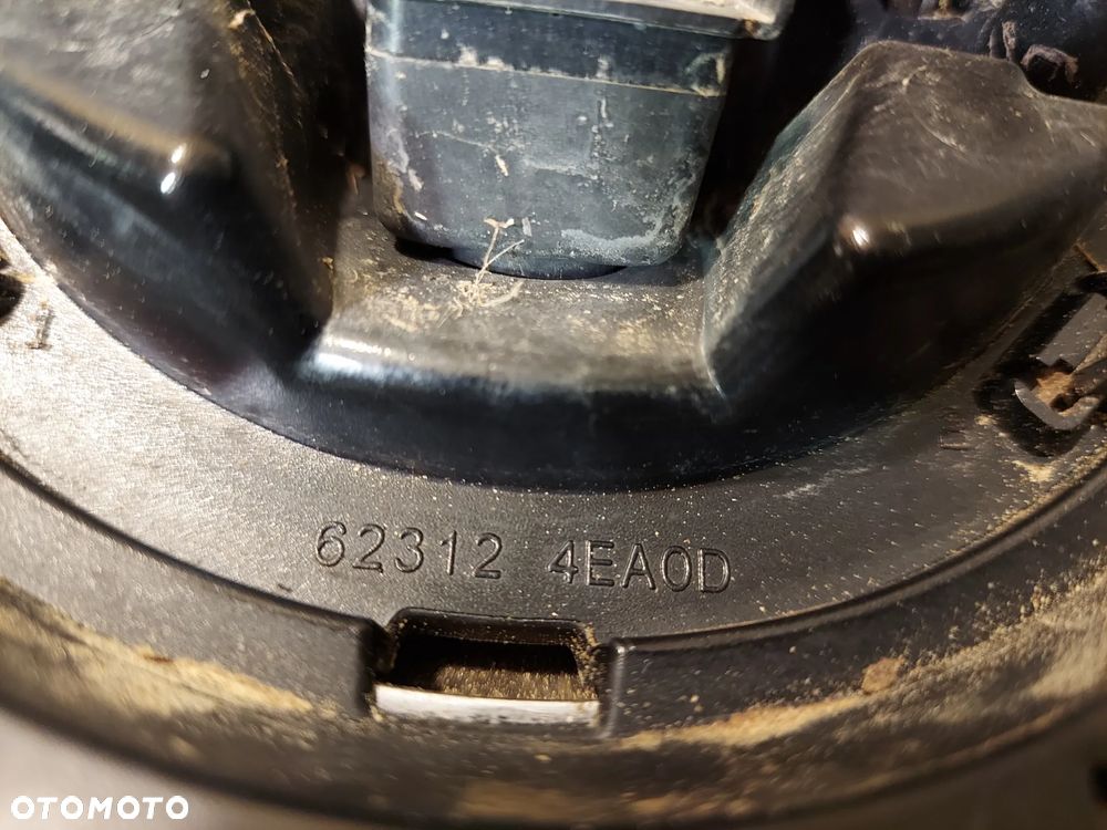 NISSAN QASHQAI J11 2015-18 atrapa grill KAMERA 623124EA0D - 3