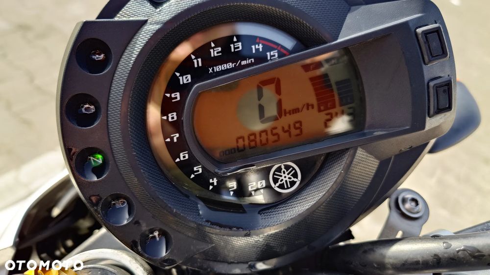 Yamaha FZ6 - 12