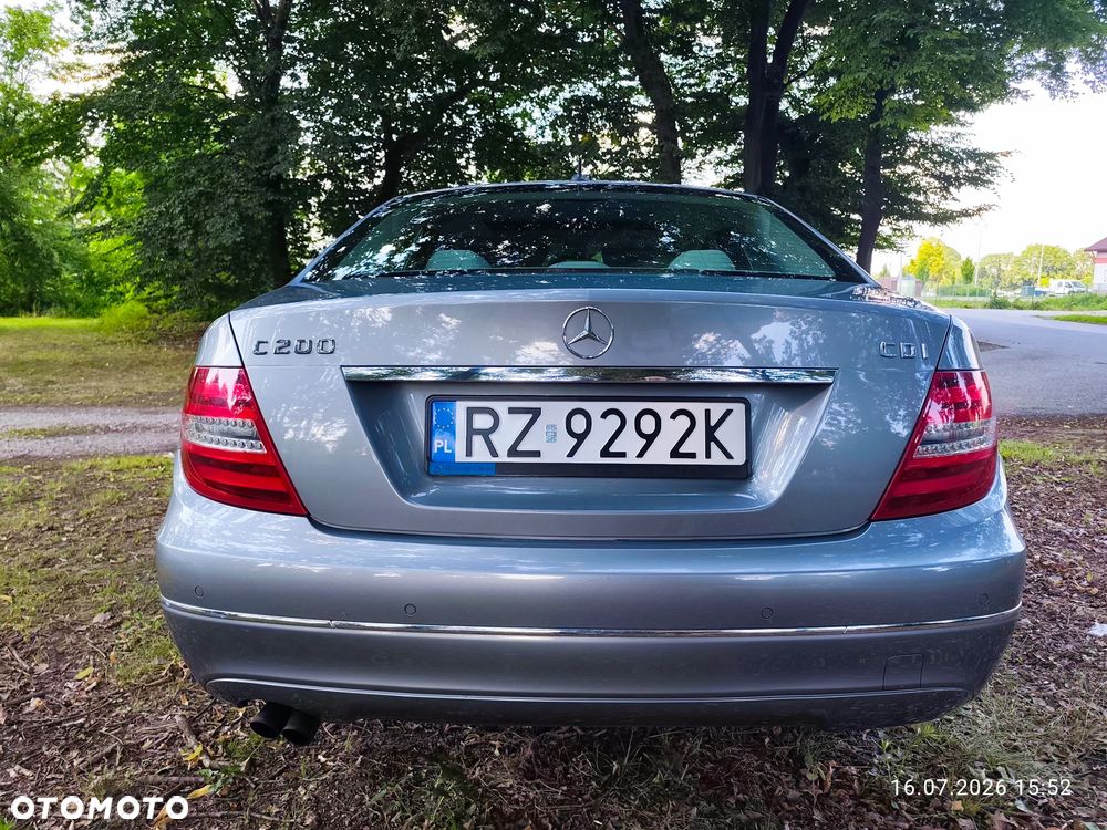 Mercedes-Benz Klasa C 200 CDI BlueEff Avantgarde - 9