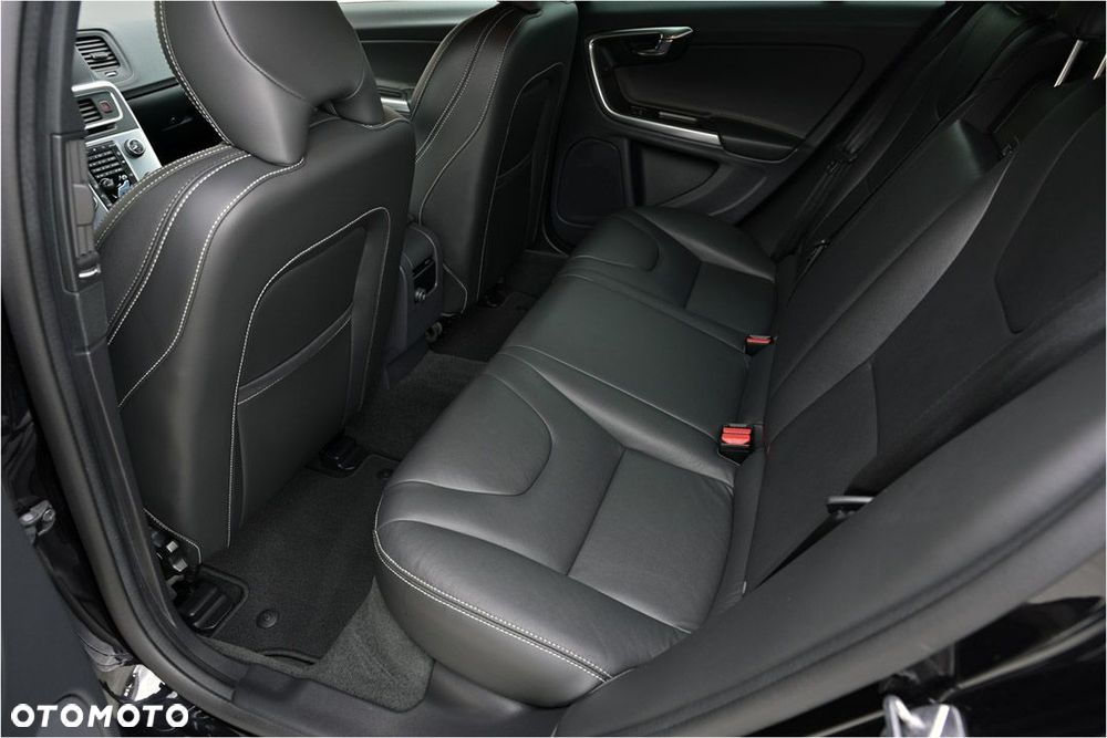 Volvo V60 D3 Drive-E Kinetic - 7