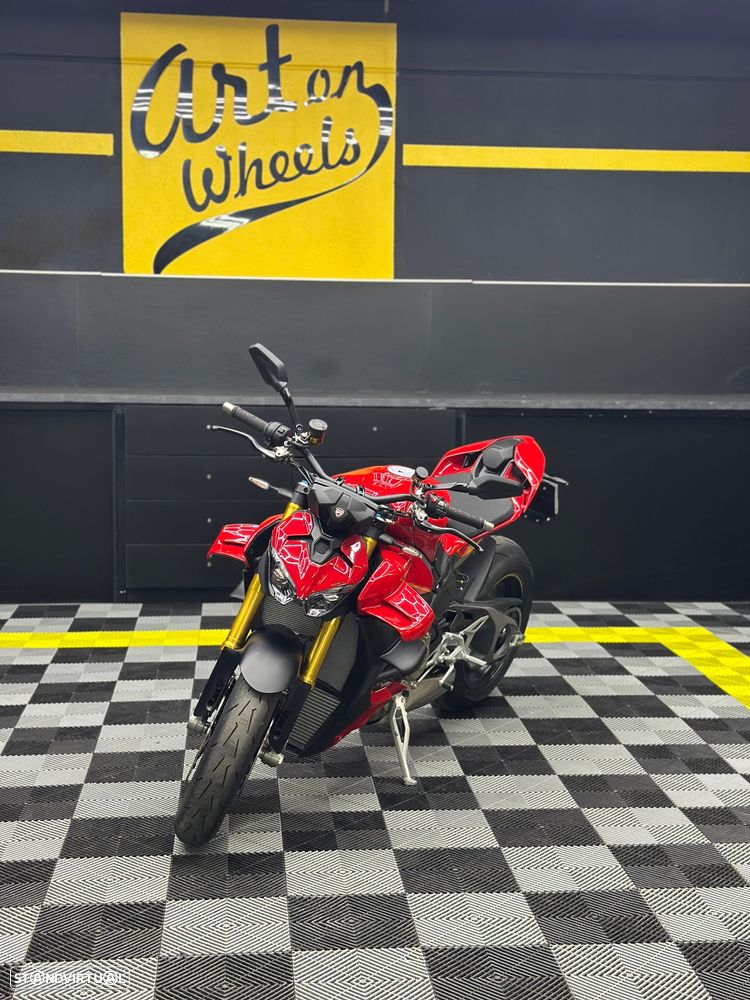 Ducati Streetfighter Street Fighter V4 - 21
