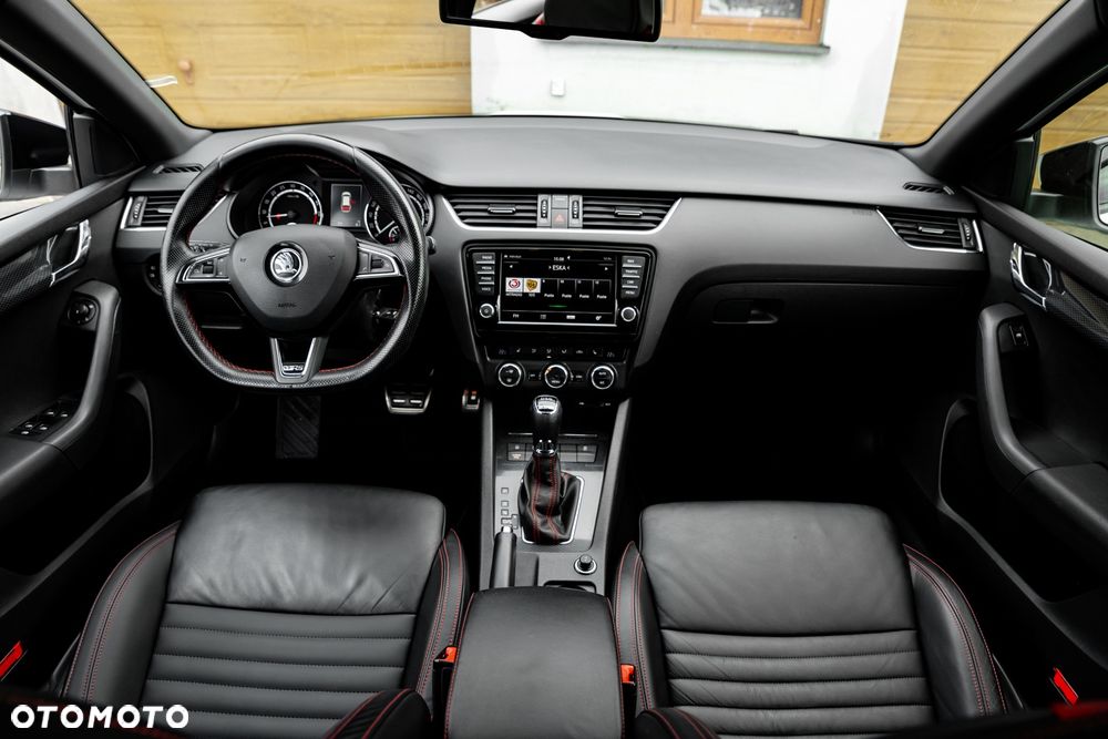 Skoda Octavia 2.0 TDI 4x4 DSG RS - 27