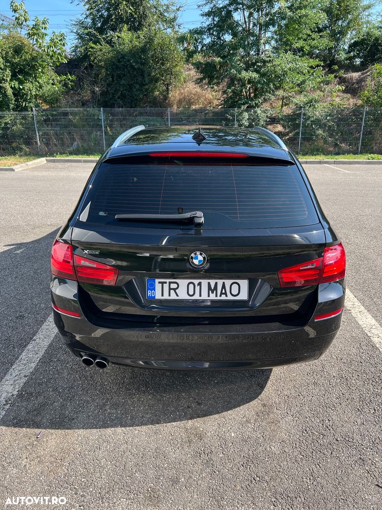 BMW Seria 5 520d Aut. Luxury Line - 15
