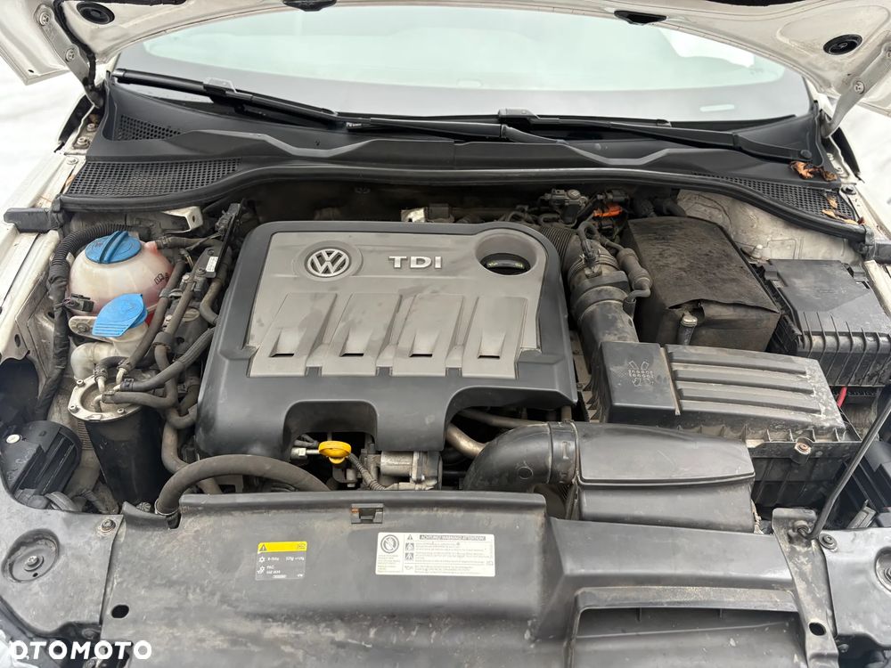 Volkswagen Scirocco 2.0 TDI DSG - 10