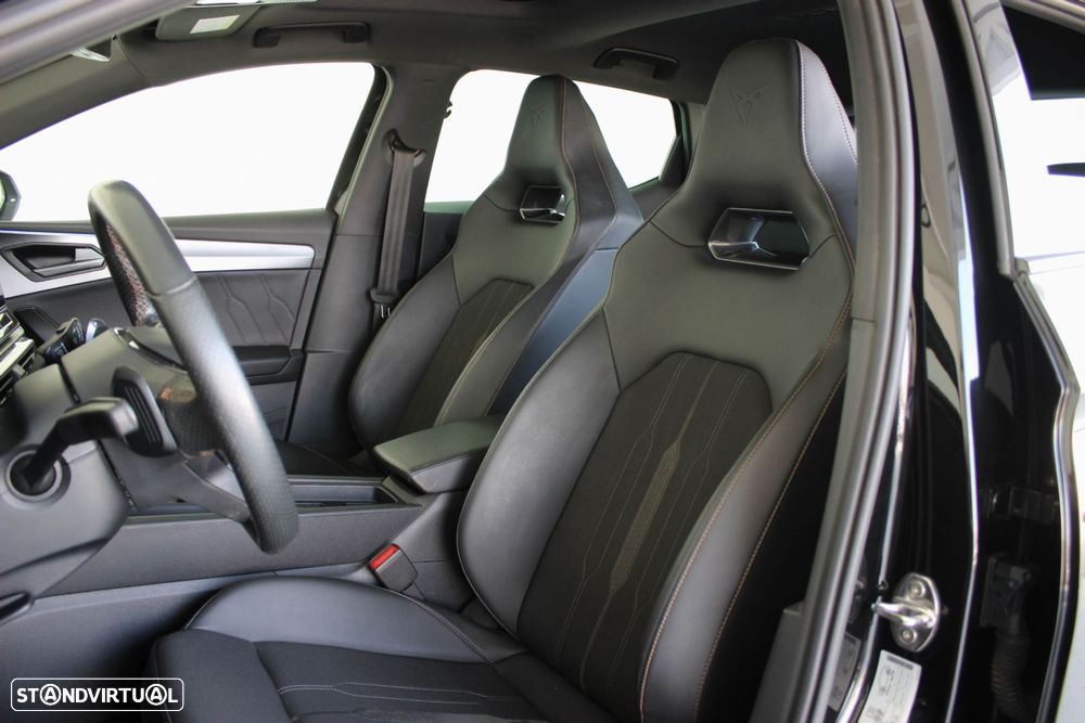 Cupra Leon 1.5 eTSI MID DSG - 36