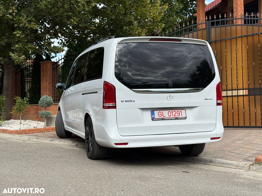 Mercedes-Benz V - 10