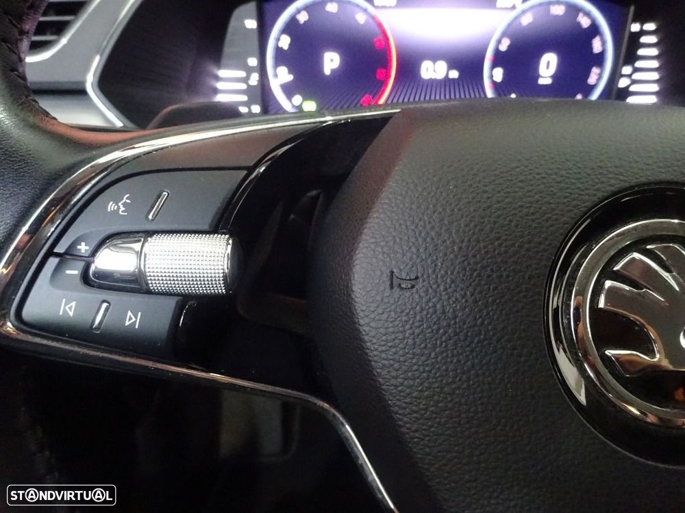 Skoda Superb Break 2.0 TDI Ambition DSG - 18