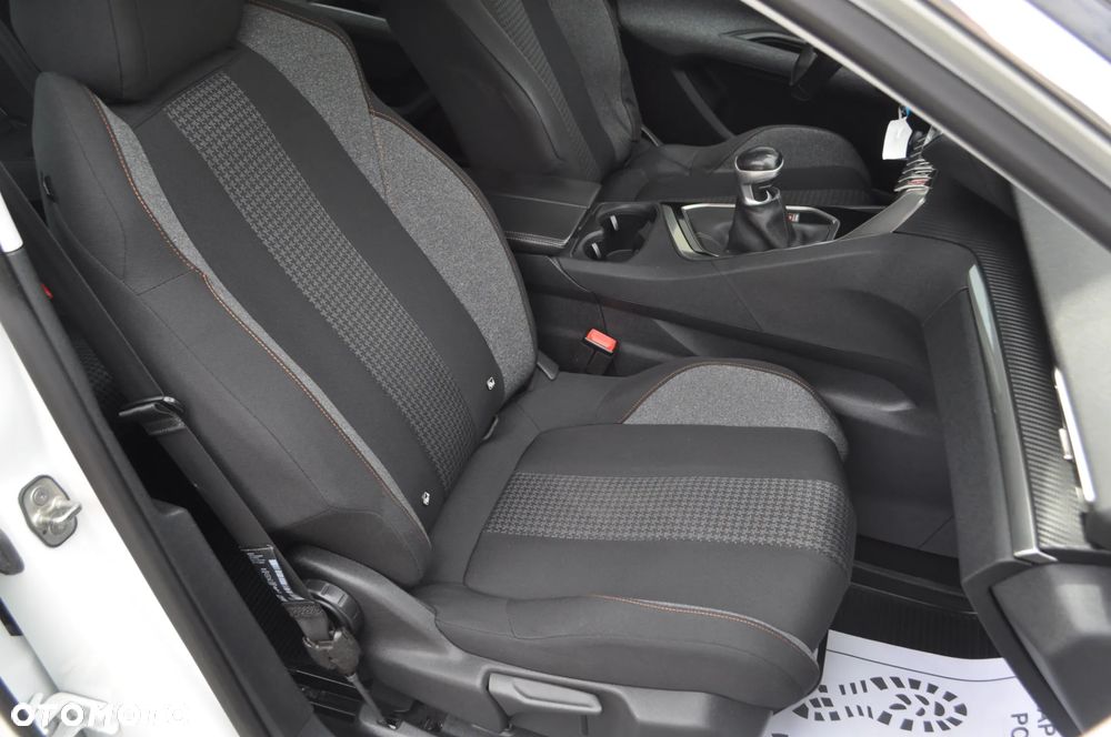 Peugeot 3008 BlueHDi 120 Stop & Start Allure - 24