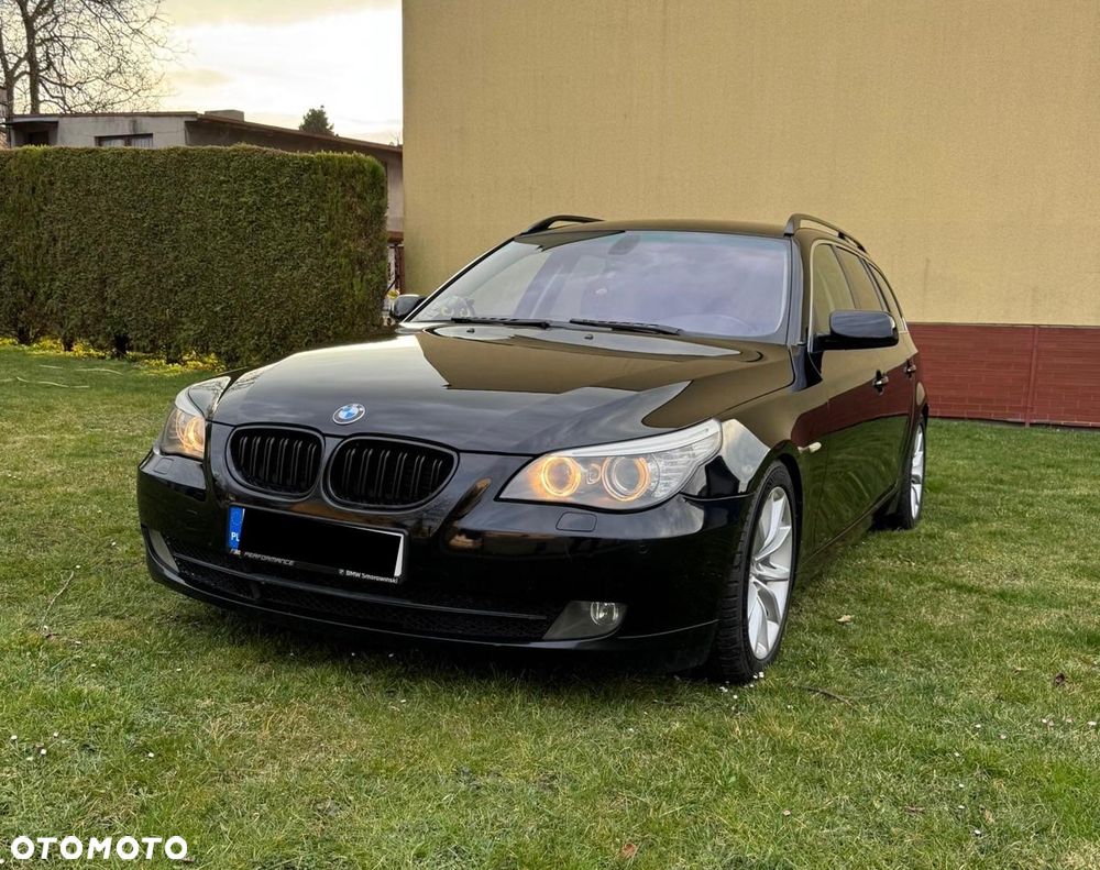 BMW Seria 5 525i - 1