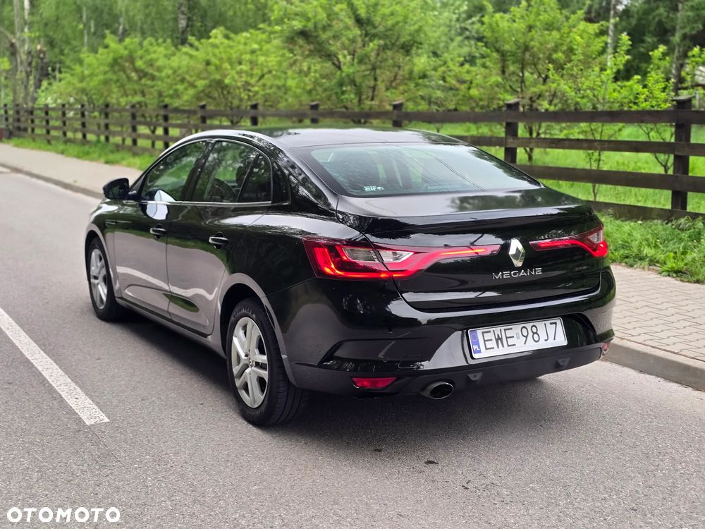 Renault Megane 1.6 SCe Life - 17