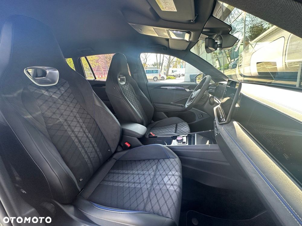 Volkswagen Tiguan - 16