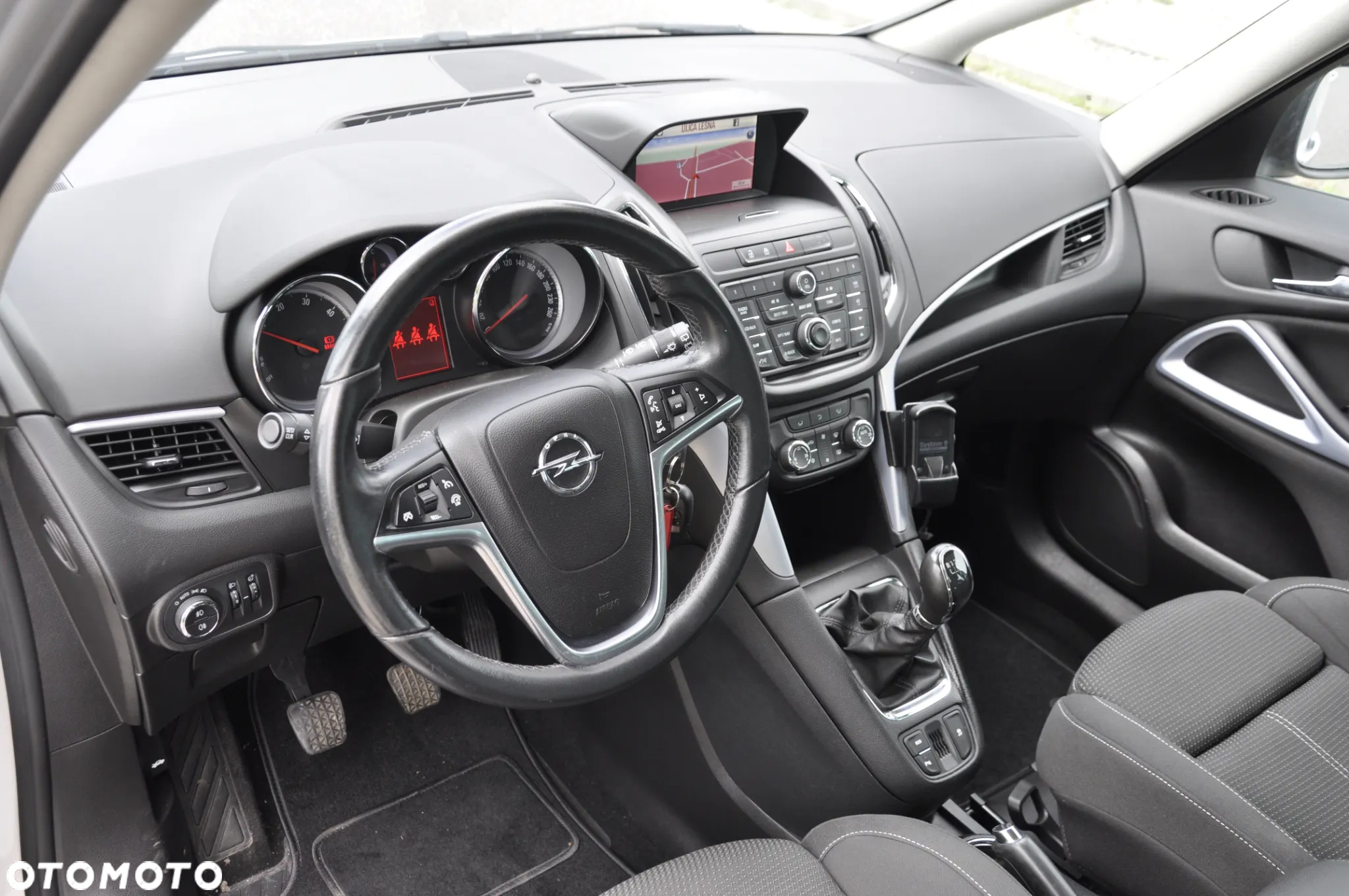 Opel Zafira 2.0 CDTI Cosmo - 13