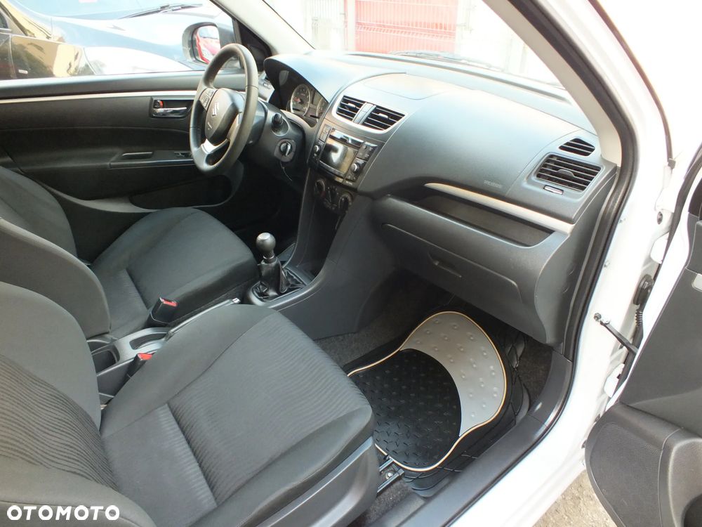 Suzuki Swift - 14
