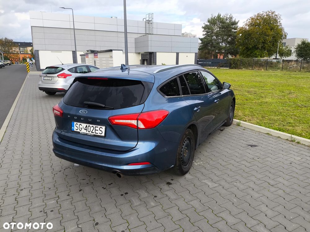 Ford Focus 2.0 EcoBlue Titanium - 4