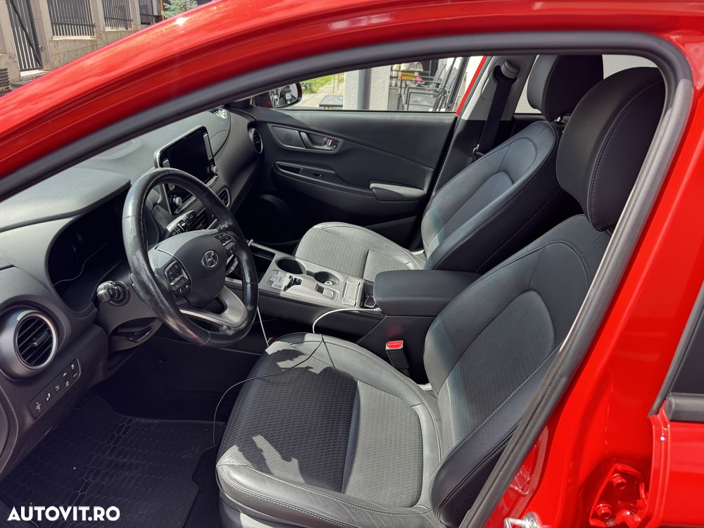 Hyundai KONA 204CP Luxury+ - 6