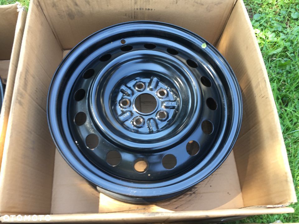 Felgi Toyota Avensis T25 16 6,5x16 5x100 ET45 - 4