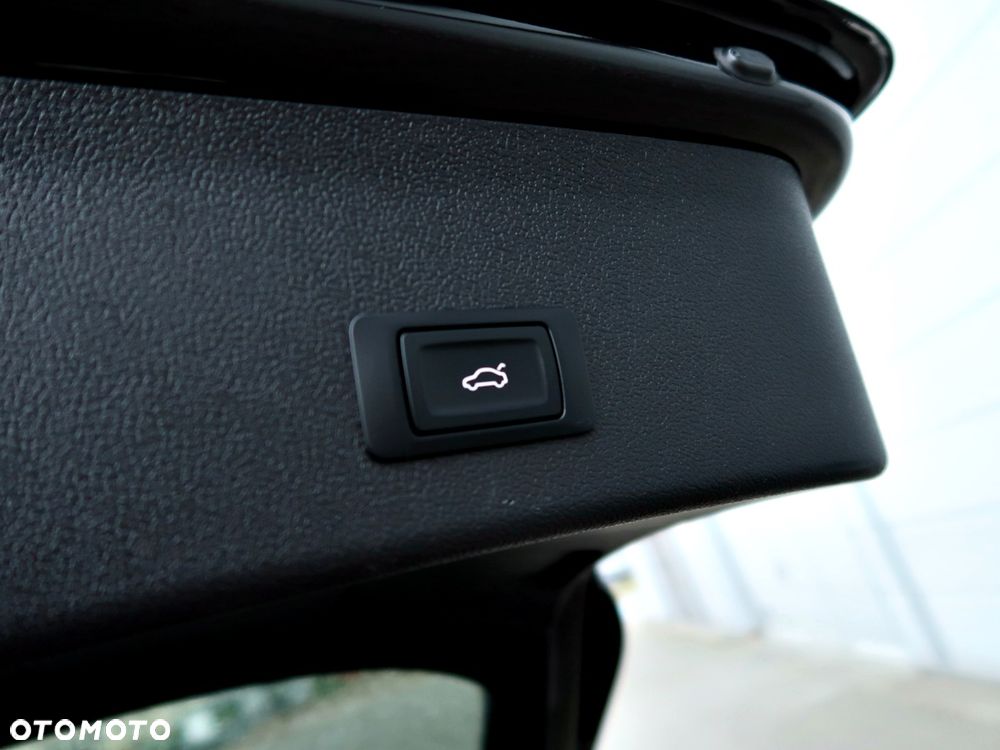 Audi A4 Avant 2.0 TDI Sport - 34