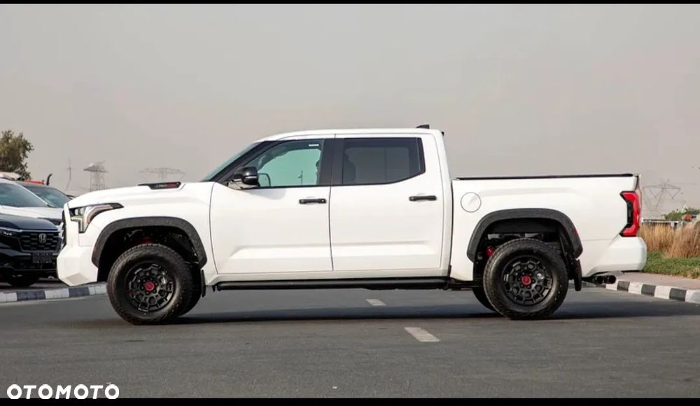 Toyota Tundra - 3