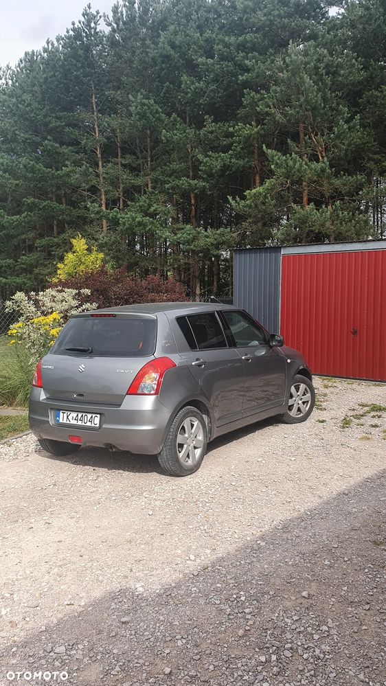 Suzuki Swift 1.3 JB Edition - 1