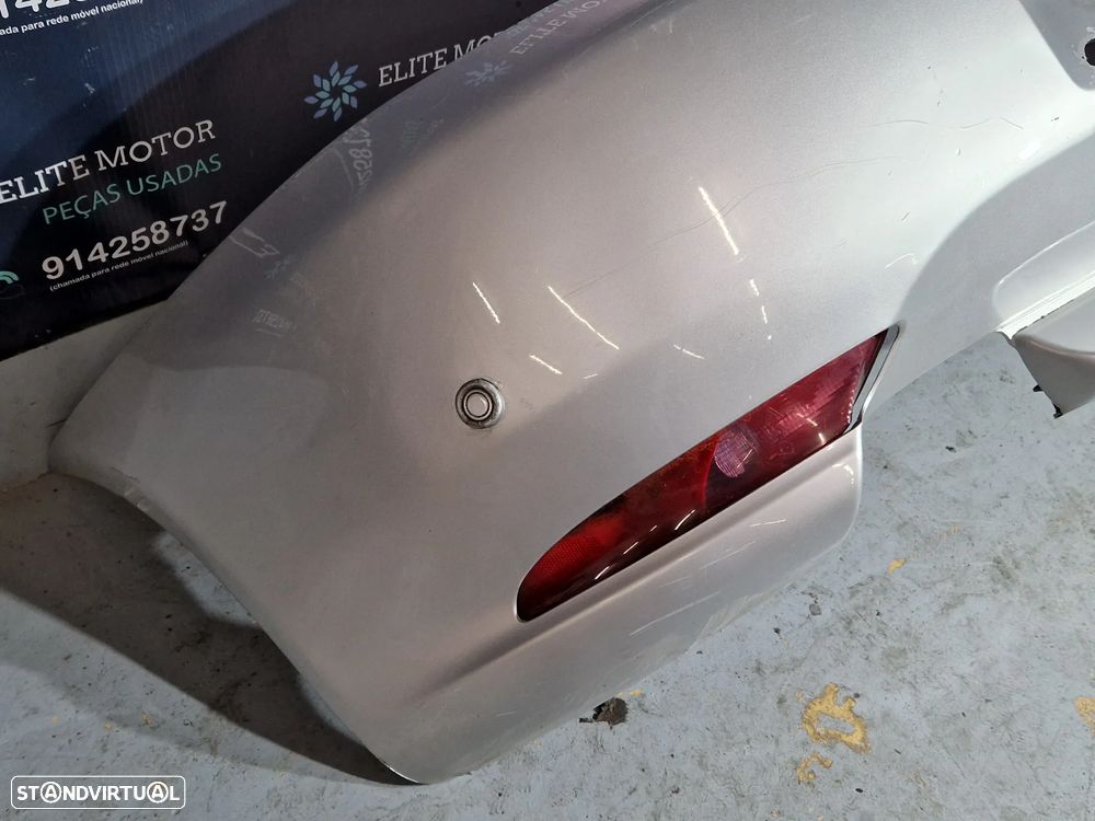 Parachoques traseiro usado ALFA ROMEO GT 1.9 JTD - 6
