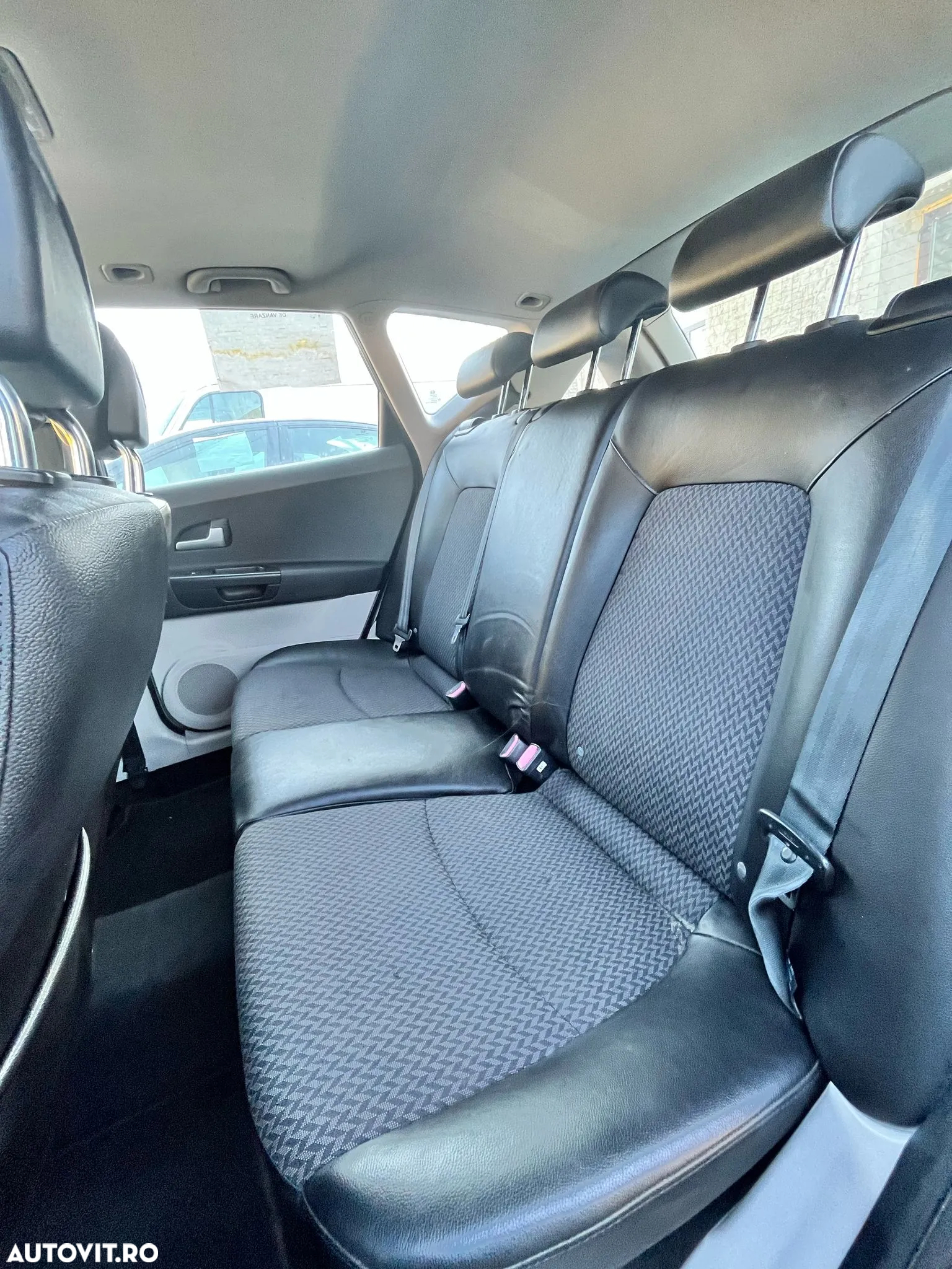 Kia Ceed 1.6 CRDi SW EX - 17