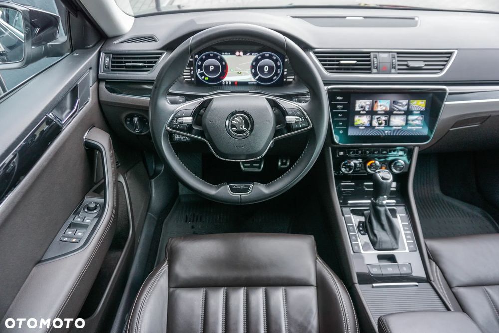 Skoda Superb 2.0 TSI L&K DSG - 38