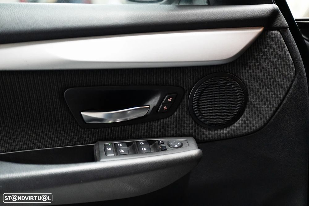 BMW 225xe Active Tourer iPerformance - 10